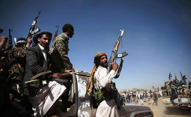 المقاتلون الحوثيون يكثون انتهاكاتهم للهدنة غرب اليمن