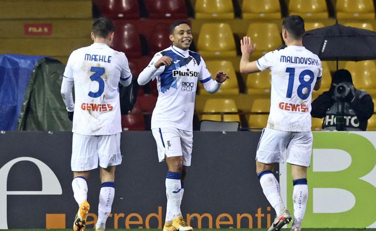 فريق 'القديسين' ينتفض ويكتسح كالياري