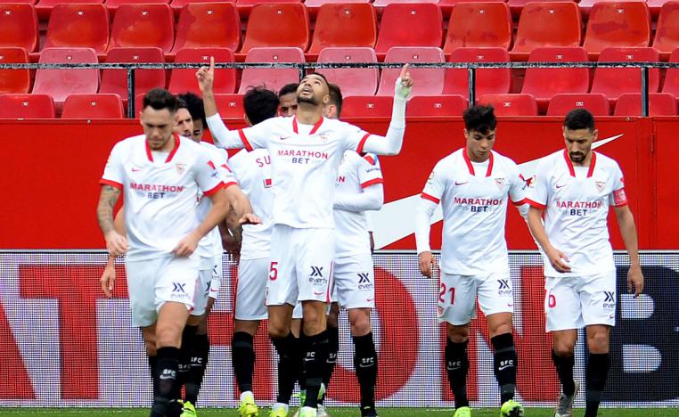 إشبيلية بسهولة لربع النهائي