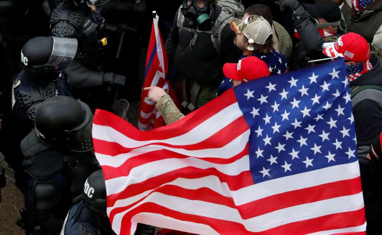 مخاوف من تصاعد الانقسام والتوتر بين الاميركييين اذا تمت مساءلة ترامب