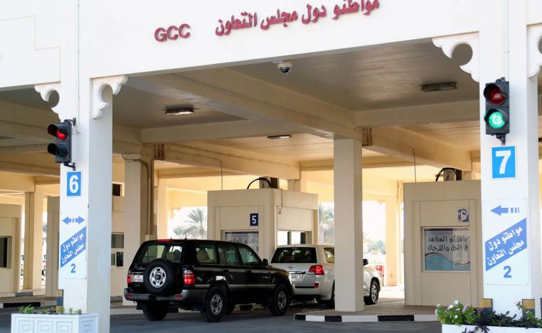 معبر سلوى/أبو سمرة بين السعودية وقطر بعد ان اعيد افتتاحه