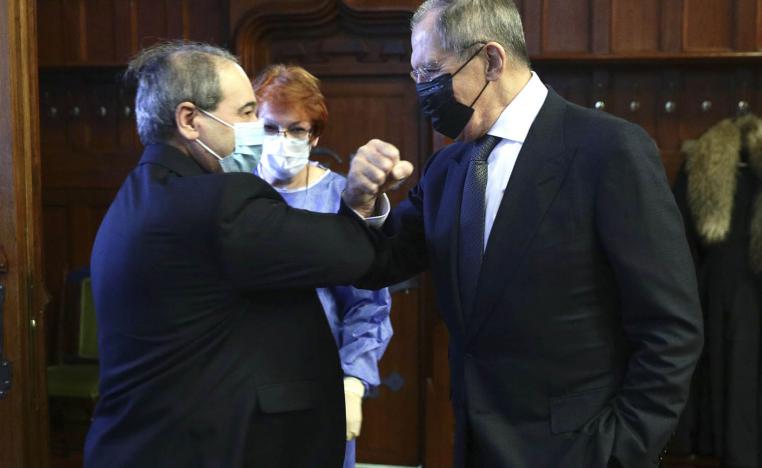 وزير الخارجية الروسي سيرغي لافروف يستقبل نظيره السوري فيصل المقداد في موسكو