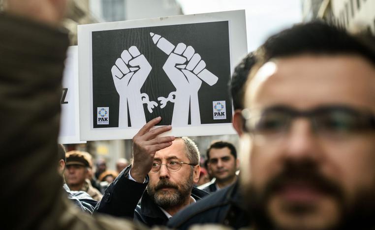 تدهور مستمر لقطاع الاعلام في تركيا منذ الانقلاب الفاشل