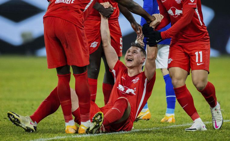 فريق 'الثيران الحمراء' لتحقيق فوزه الثالث تواليًا في الدوري