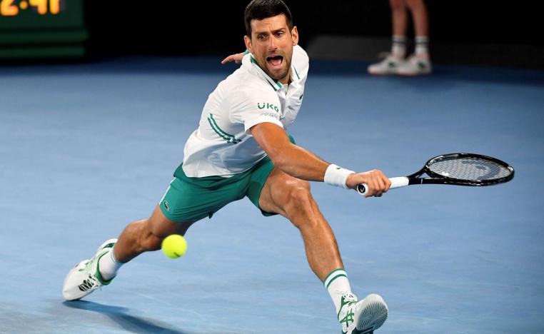 لاعب التنس الصربي يحقق فوزه الثاني عشر في 12 مباراة ضد منافسه الكندي من دون اي خسارة