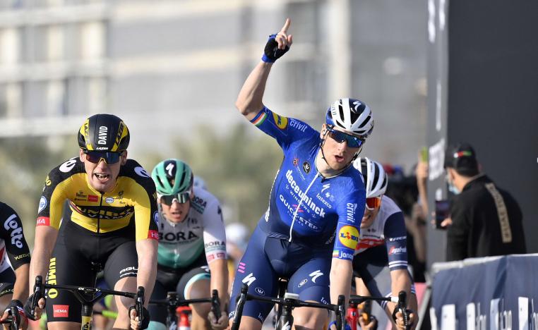 الايرلندي سام بينيت 