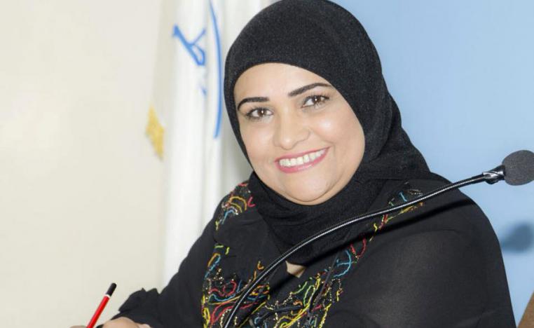 الجنون يصبح بمعنى الثورة