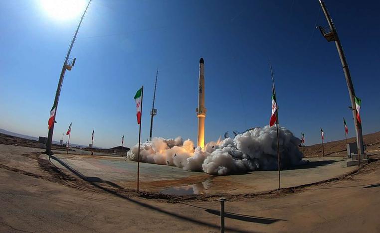إيران تطلق صاروخ 'ذو الجناح' لأول مرة على صعيد الفضاء الخارجي 