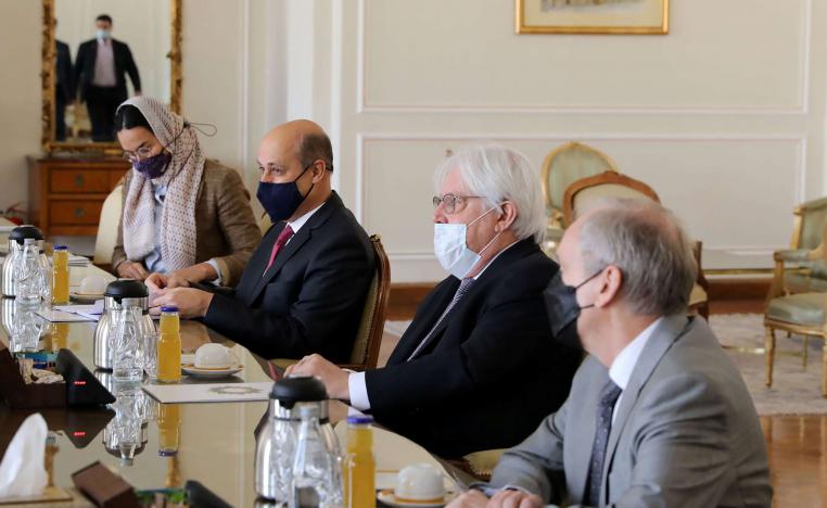 غريفيث يبحث في طهران عن ضوء أخضر لوقف النار في اليمن