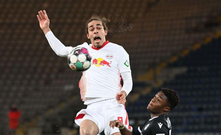 فريق 'الثيران الحمراء' يعوض لايبزيغ سقوطه في فخ التعادل امام أينتراخت فرانكفورت