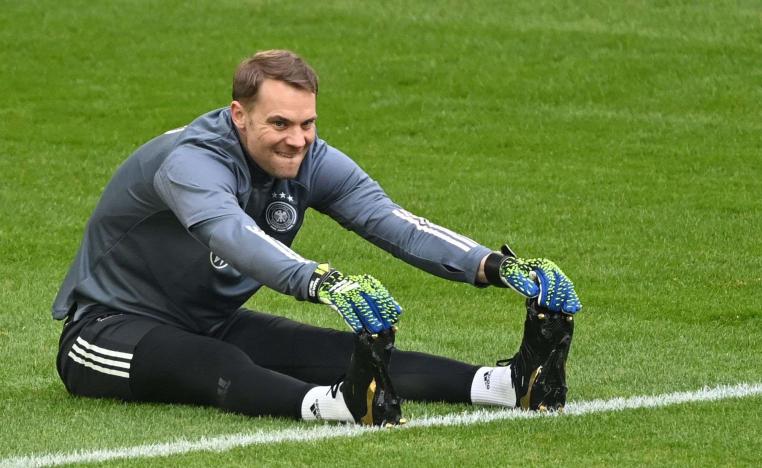 أهداف طموحة لنوير ورفاقه