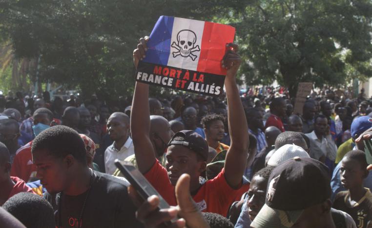 تقرير أممي يحمل باريس المسؤولية عن قتل مدنيين في مالي وسط موجة عداء غير مسبوقة لفرنسا