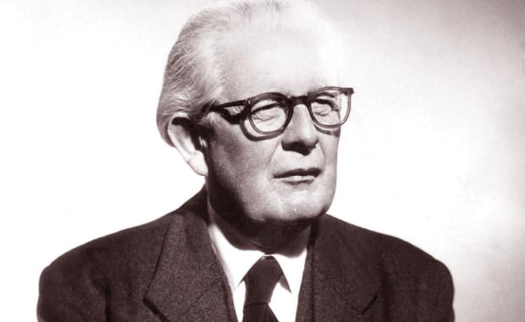 مراحل النمو المعرفي عند بياجيه 