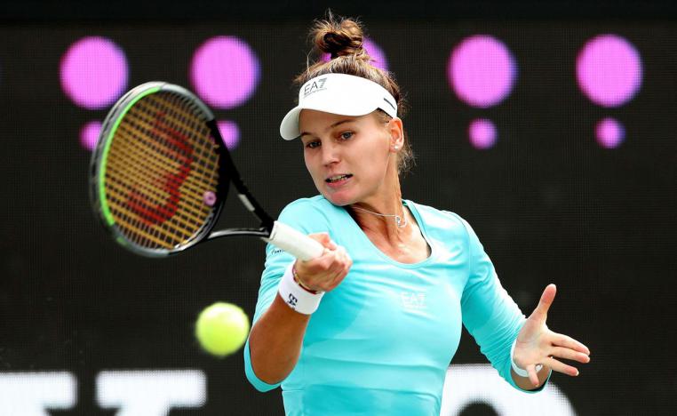 لاعب التنس الروسية تتطلع لتجديد الفوز على كوفينيتش