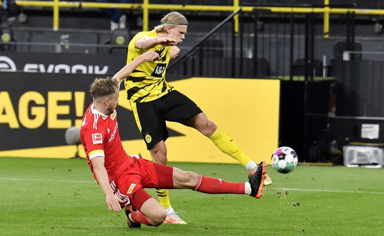 هالاند يفشل في تسجيل هدفه الـ 24 في الدوري