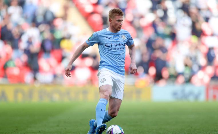  دي بروين يقدم أفضل مستوياته