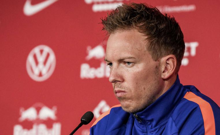 مدرب 'الثيران الحمراء' يأمل احراز أول ألقاب مسيرته الاحترافية