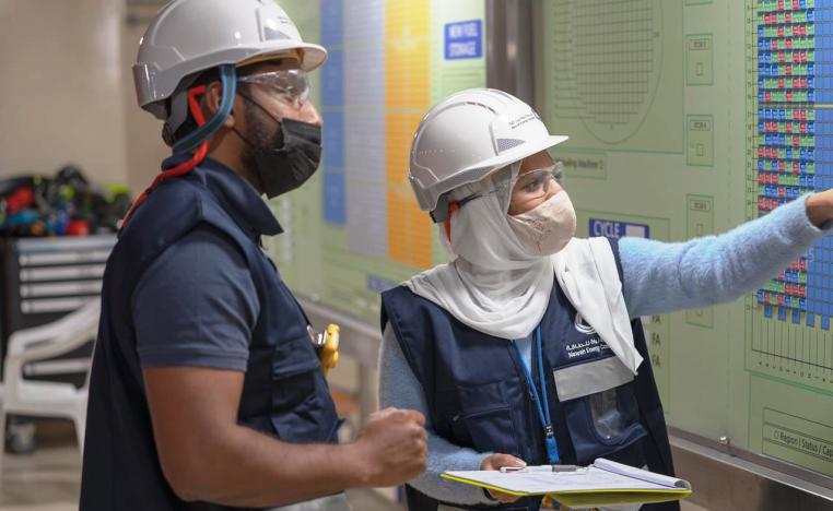 تشغيل محطة براكة للطاقة النووية السلمية