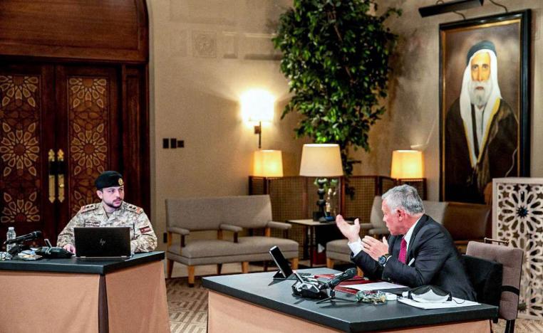 العاهل الأردني الملك عبدالله يرأس اجتماعا لقيادات الجيش في عمان
