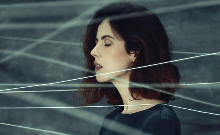 مسجونة في الماضي