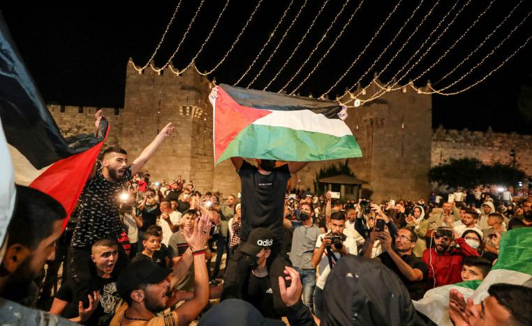 فلسطينيون يتظاهرون أمام بوابة دمشق في القدس