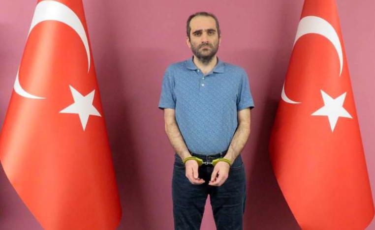صلاح الدين غولن أحد اقرباء الداعية فتح الله غولن