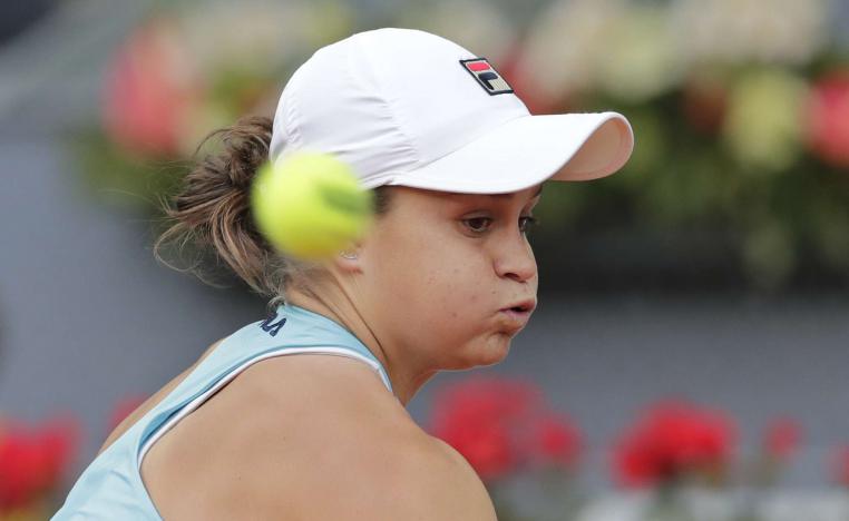 بارتي تتفوق في اول لقاء مع شفيونتيك