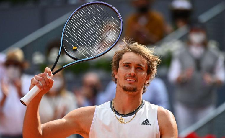 فوز تاريخي لزفيريف 