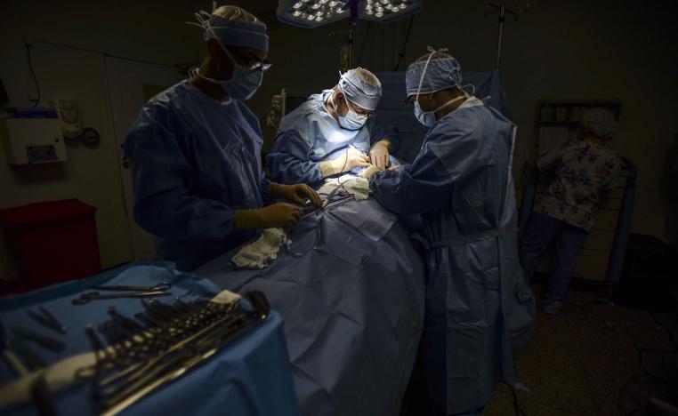 استئصال الغدرة الدرقية 