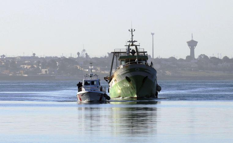 السفن الإيطالية تعيد التوتر حول حقوق الصيد البحري في المياه الليبية