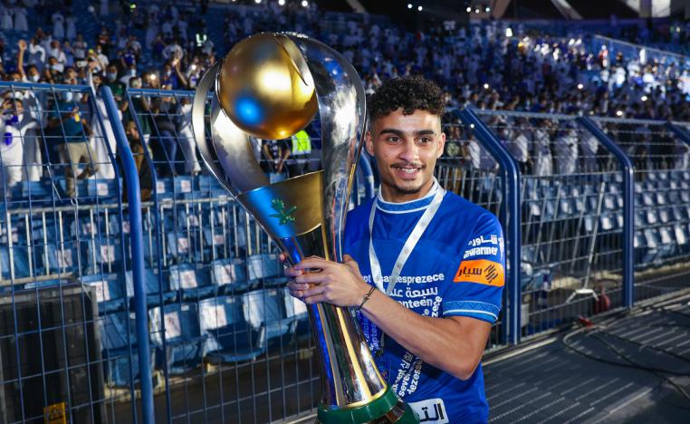 احتفال الهلال السعودي بلقب البطولة (الصورة من حساب النادي على تويتر)