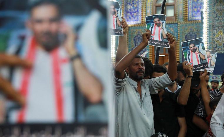 جنازة ايهاب الوزني تتحول إلى محاكمة لإيران والكاظمي