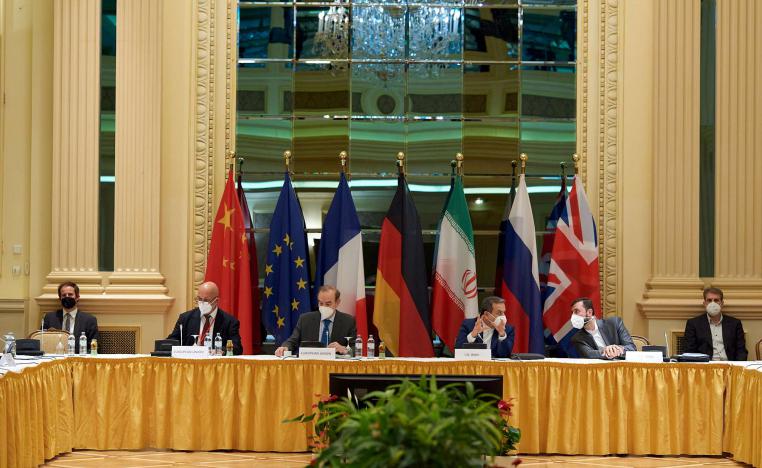 مسار طويل من المفاوضات غير المباشرة بين واشنطن وطهران قبل رفع العقوبات وتبادل السجناء