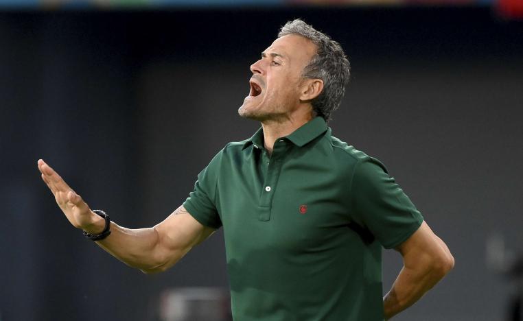 طريق اسبانيا للقب القاري معبد بالصعاب