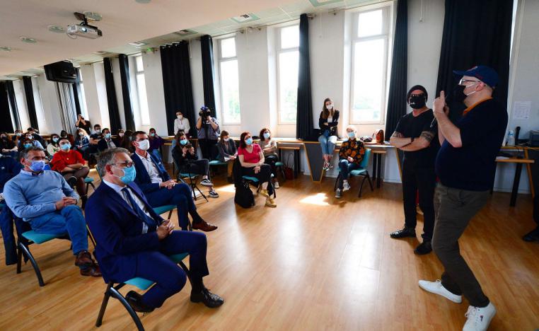 ملف الإرهاب يفرض نفسه على النقاش السياسي في فرنسا 