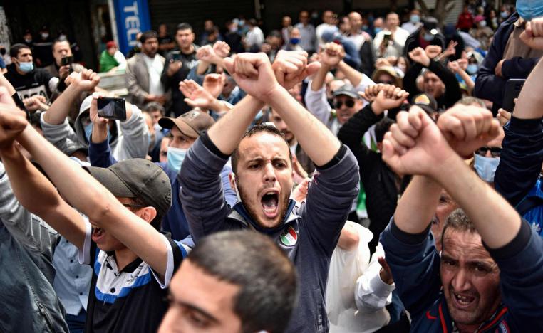 منتقدو الحراك يعتبرون أنه بات يعتمد نهجا متشددا وأنه انحرف نحو التطرف