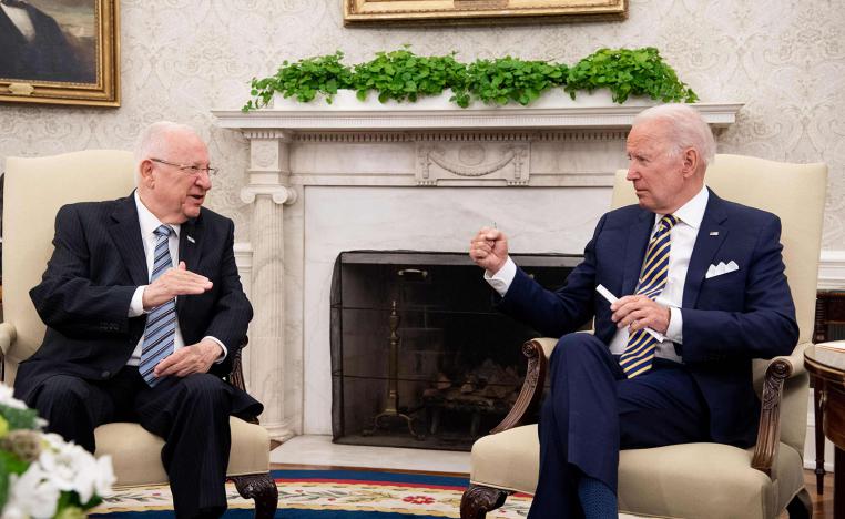 الرئيس الاسرائيلي "راض جدا" عن تعهدات بايدن