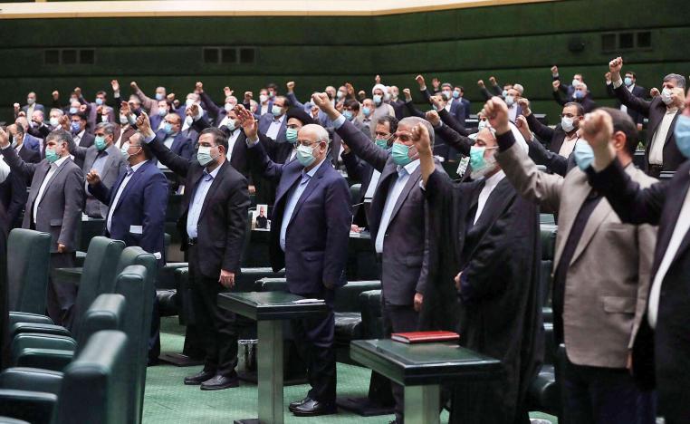 قلق إزاء مشروع قانون لتشديد القيود على الإنترنت في إيران
