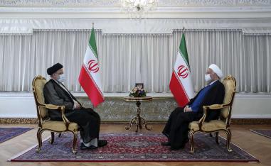 إيران تنتقل من اصلاحي براغماتي إلى متشدد قرار السياسة الخارجية ليس بيده بل بيد خامنئي