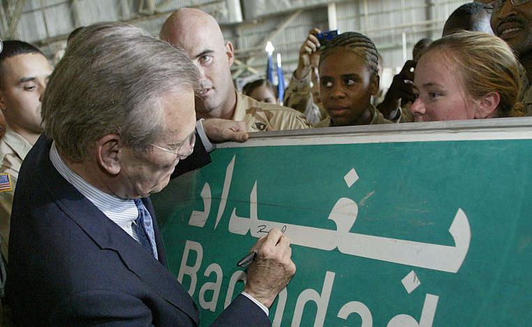التاريخ سيذكر لرامسفيلد دوره التخريبي في العراق وأفغانستان ودفاعه عن مزاعم امتلاك صدام أسلحة دمار شامل