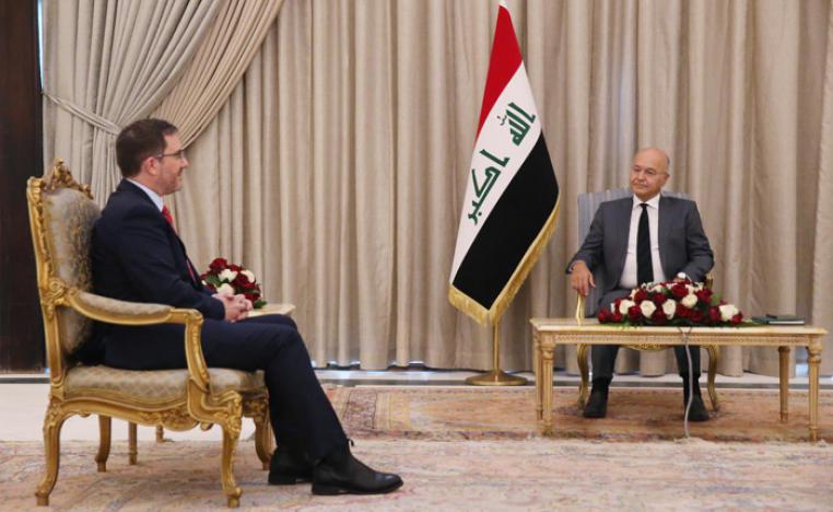 بانتظار ما يقدمه السفير البريطاني للعراق والعراقيين