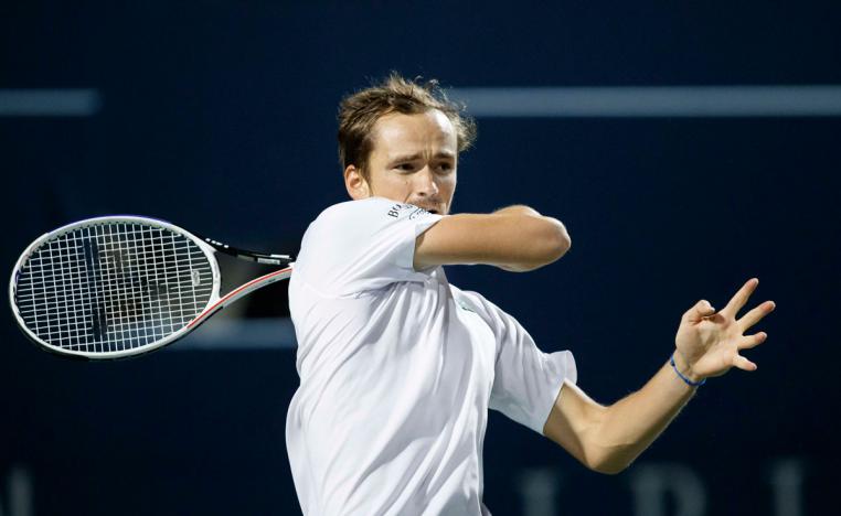 لاعب التنس الروسي بشكل أفضل إلى بطولة أميركا المفتوحة