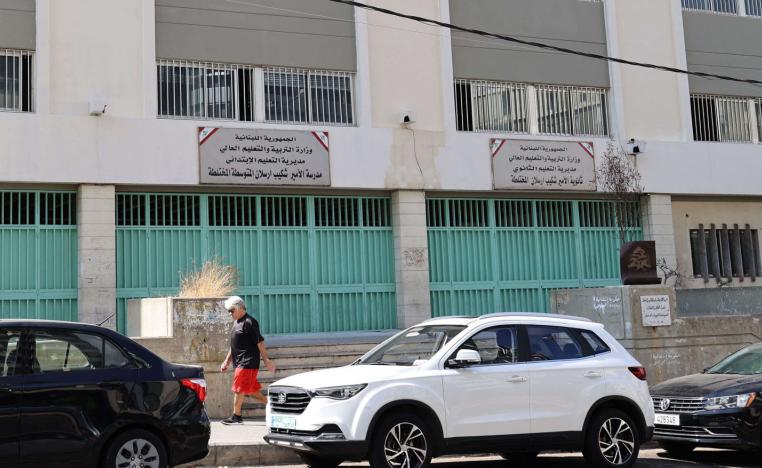 ضغط مضاعف على المدارس الرسمية