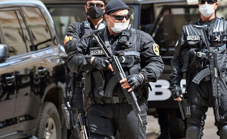 الالعلام الجزائري يواجه مزيدا من القمع