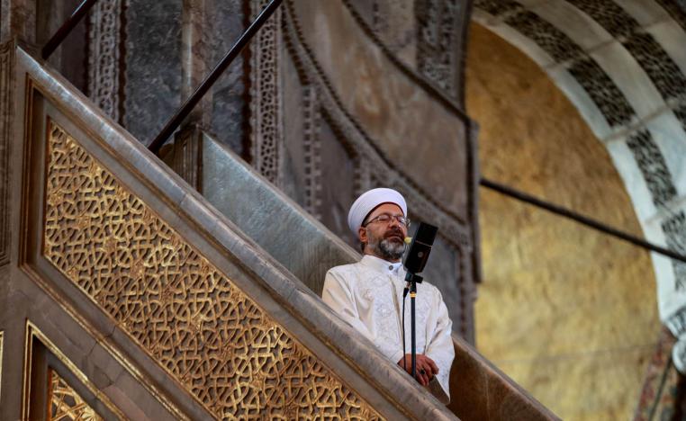علي أرباش يؤم صلاة العيد في آيا صوفيا