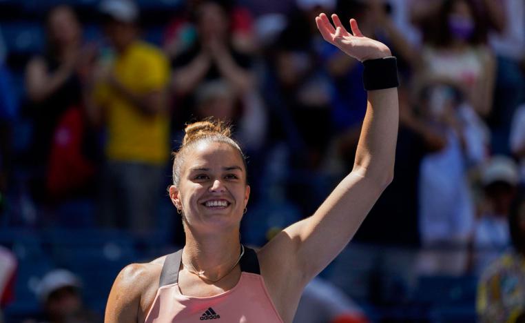 لاعبة التنس اليونانية تضرب موعدا في الدور التالي مع الكندية أندرييسكو