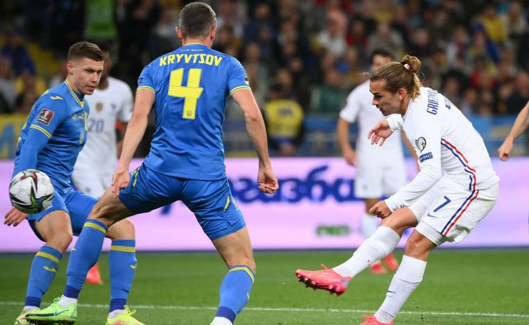 منتخب 'الديوك' لم يذق طعم الفوز في مبارياته الخمس الاخيرة في مختلف المسابقات