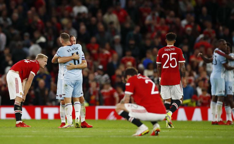 فريق 'المطارق' يحقق المطلوب ويتأهل للدور الرابع مع تشلسي وتوتنهام وارسنال