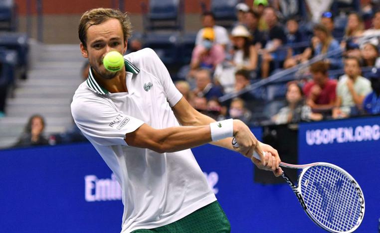 دانيال مدفيديف 