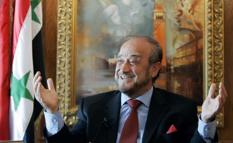 رفعت الأسد يعيش في المنفى منذ 1984 منذ غادر سوريا بعد محاولة انقلاب